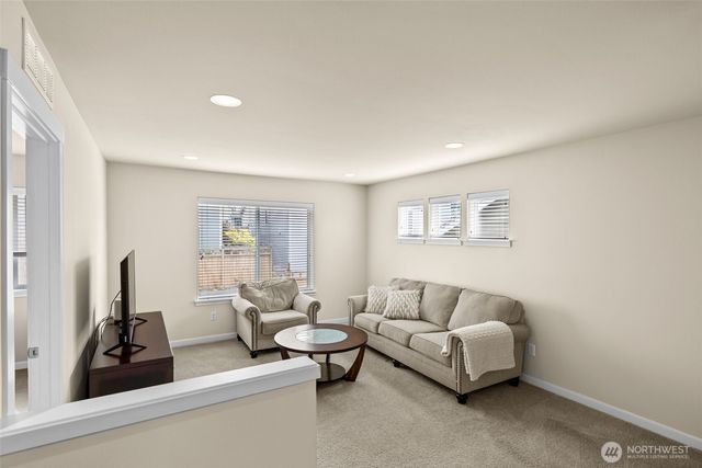 3906 Highlands Boulevard, Puyallup, WA 98372