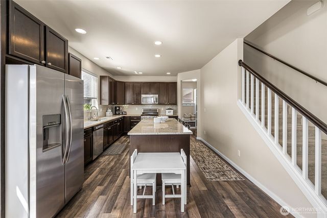 3906 Highlands Boulevard, Puyallup, WA 98372
