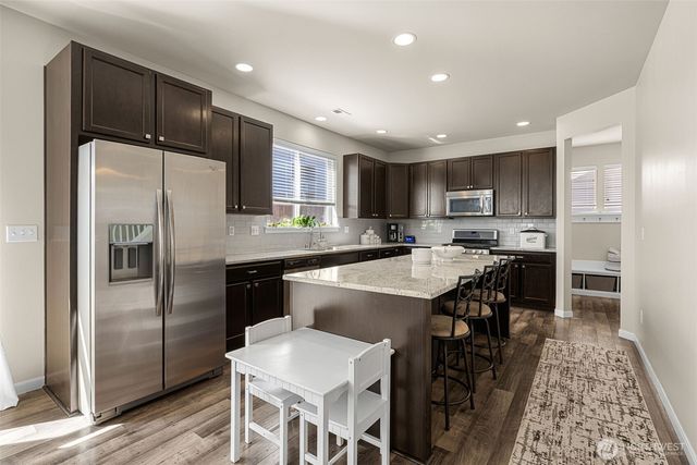 3906 Highlands Boulevard, Puyallup, WA 98372