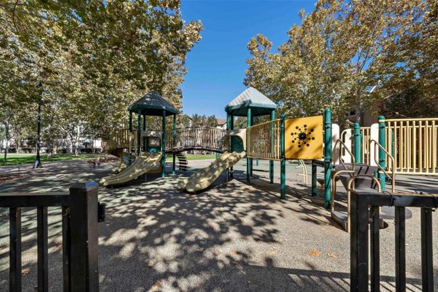 1390 Saddle Rack Street 236, San Jose, CA 95126