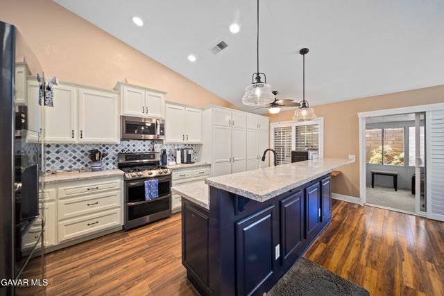 3310 Purple Sage Lane, Palmdale, CA 93550