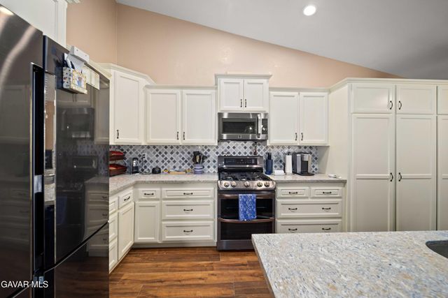 3310 Purple Sage Lane, Palmdale, CA 93550