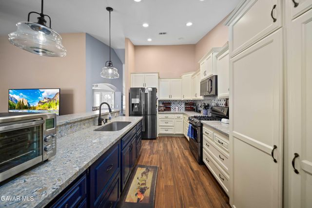 3310 Purple Sage Lane, Palmdale, CA 93550