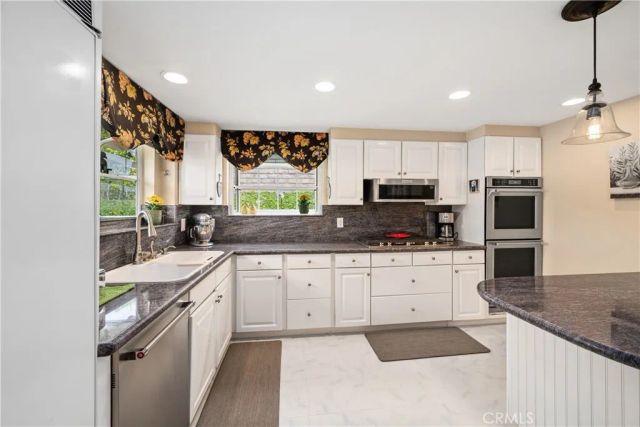 29345 Quailwood Drive, Rancho Palos Verdes, CA 90275