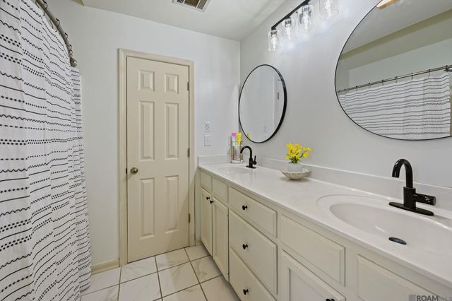 14212 Parkridge Dr, Prairieville, LA 70769
