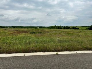 512 LR Williams LN, Jarrell, TX 76537