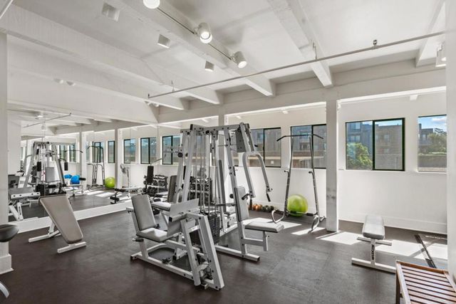 125 Surf Way 343, Monterey, CA 93940