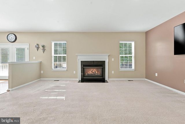 8368 TENBROOK DR, Gainesville, VA 20155