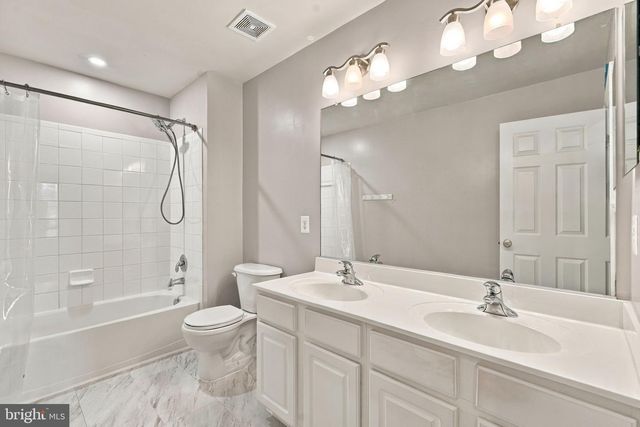 8368 TENBROOK DR, Gainesville, VA 20155