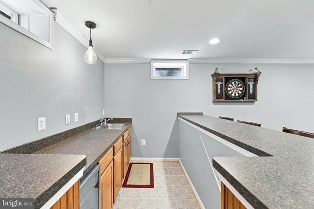 8368 TENBROOK DR, Gainesville, VA 20155