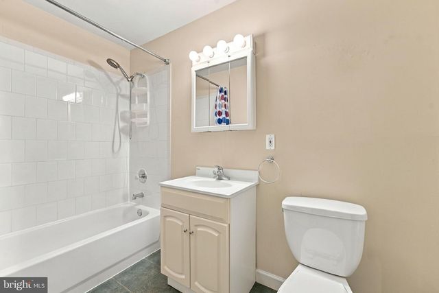 8368 TENBROOK DR, Gainesville, VA 20155
