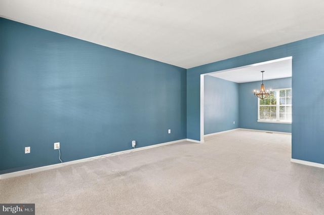 8368 TENBROOK DR, Gainesville, VA 20155