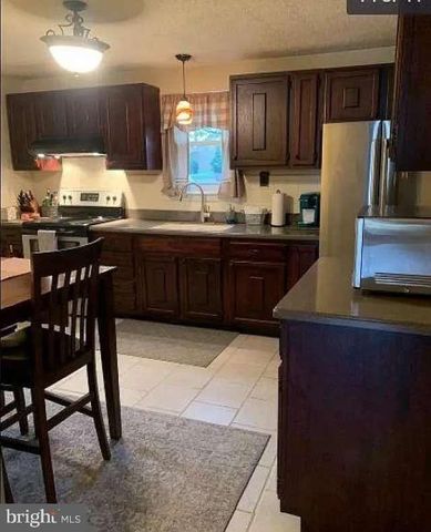 3712 GREEN ST, Harrisburg, PA 17110
