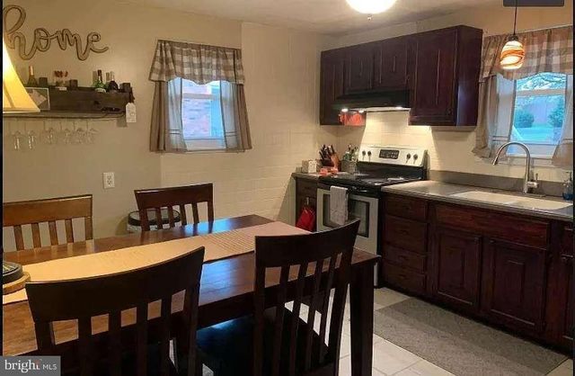 3712 GREEN ST, Harrisburg, PA 17110