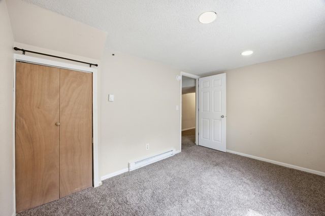 1621 8th Street S, Moorhead, MN 56560