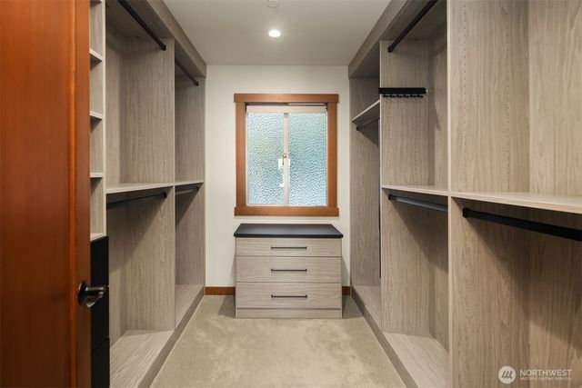 10929 SE Lake Road, Bellevue, WA 98004