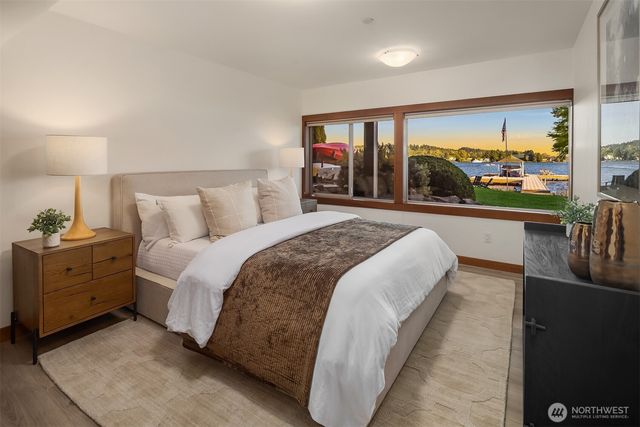 10929 SE Lake Road, Bellevue, WA 98004