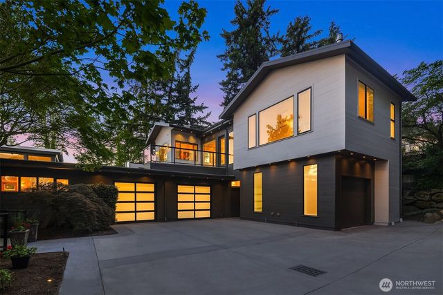 10929 SE Lake Road, Bellevue, WA 98004