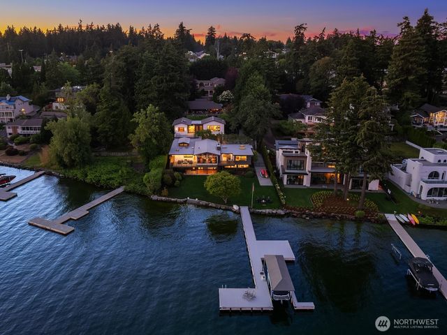 10929 SE Lake Road, Bellevue, WA 98004