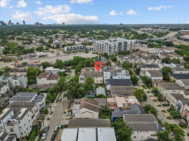 6118 Tyne Street, Houston, TX 77007