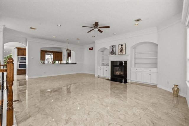 6118 Tyne Street, Houston, TX 77007