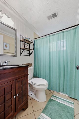 325 E Tiverton Way, Lexington, KY 40517
