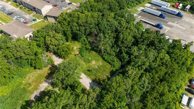 8560 Harrison Street, Kansas City, MO 64131