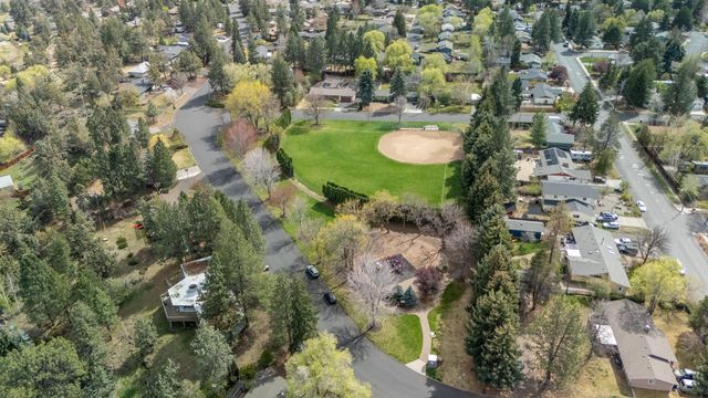 1382 NE Drost Drive, Bend, OR 97701