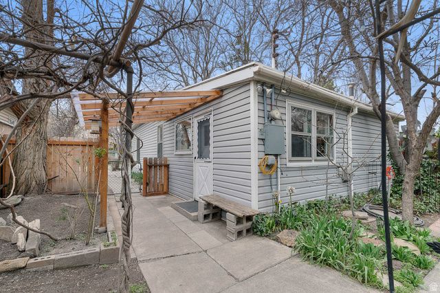 447 S GOSHEN ST, Salt Lake City, UT 84104