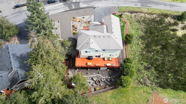 125 Sunrise Avenue SE, Ocean Shores, WA 98569