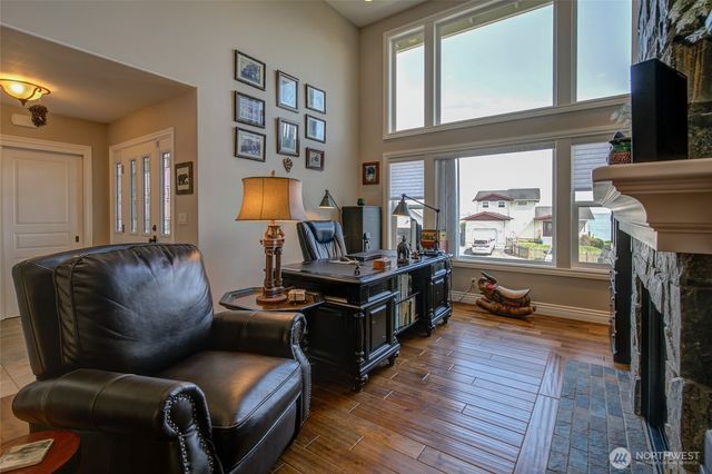 125 Sunrise Avenue SE, Ocean Shores, WA 98569