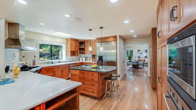 5 Ridge View Drive, Atherton, CA 94027