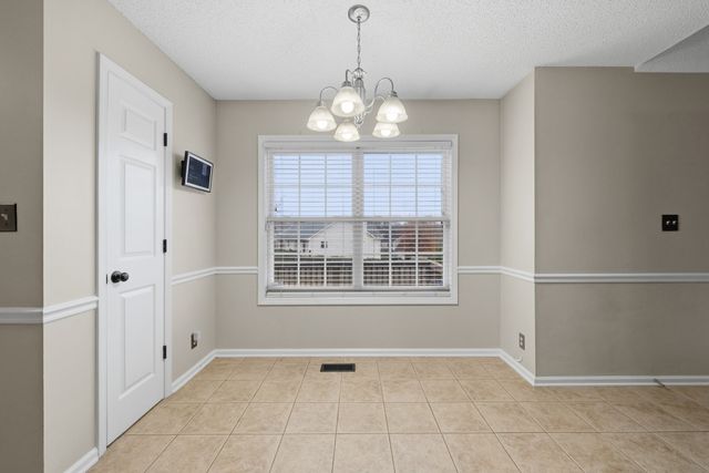 2550 Elkmont Dr, Clarksville, TN 37040