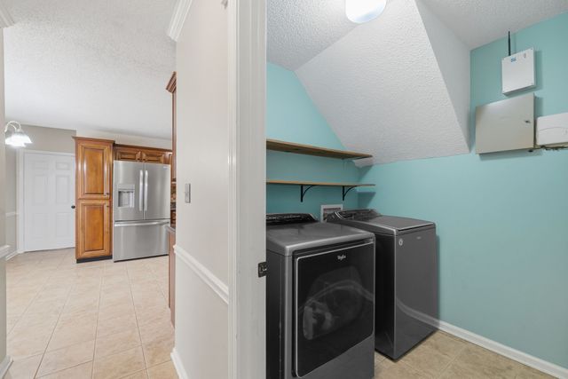 2550 Elkmont Dr, Clarksville, TN 37040