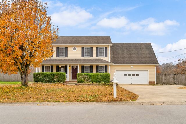 2550 Elkmont Dr, Clarksville, TN 37040