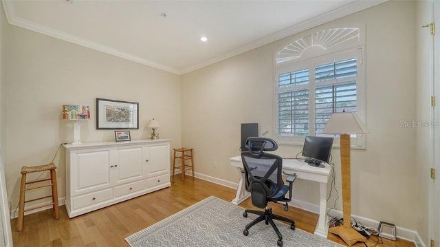 5208 PARISIENNE PLACE 202B33, Sarasota, FL 34238