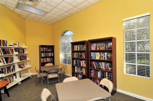 5208 PARISIENNE PLACE 202B33, Sarasota, FL 34238