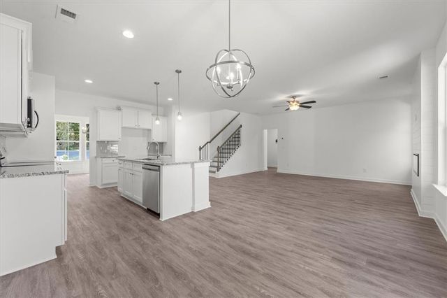 540 Lillian Way, Statham, GA 30666