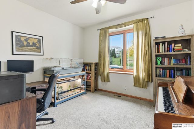 4702 Lakewood Drive, Blair, NE 68008