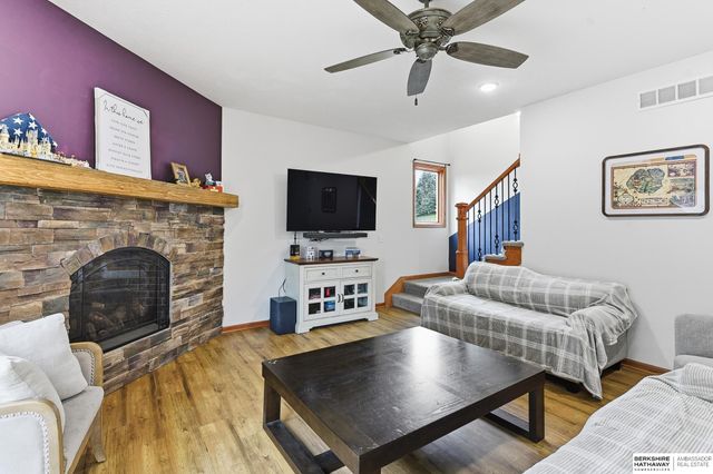 4702 Lakewood Drive, Blair, NE 68008