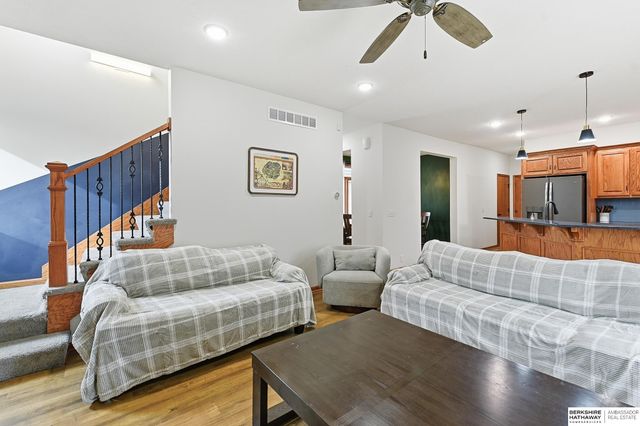 4702 Lakewood Drive, Blair, NE 68008