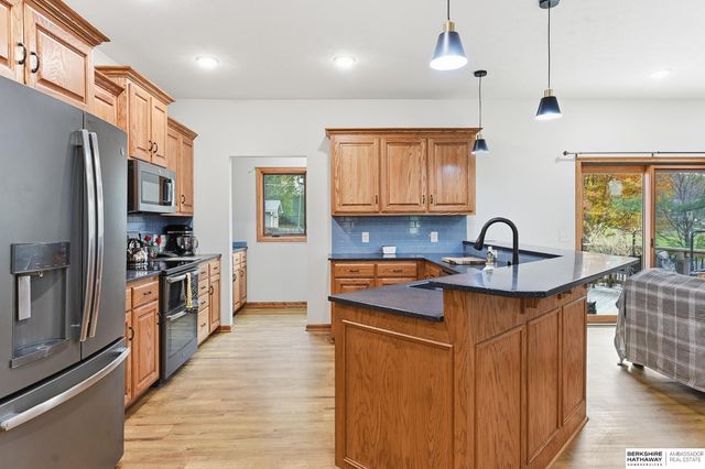 4702 Lakewood Drive, Blair, NE 68008