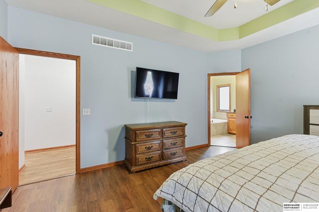 4702 Lakewood Drive, Blair, NE 68008