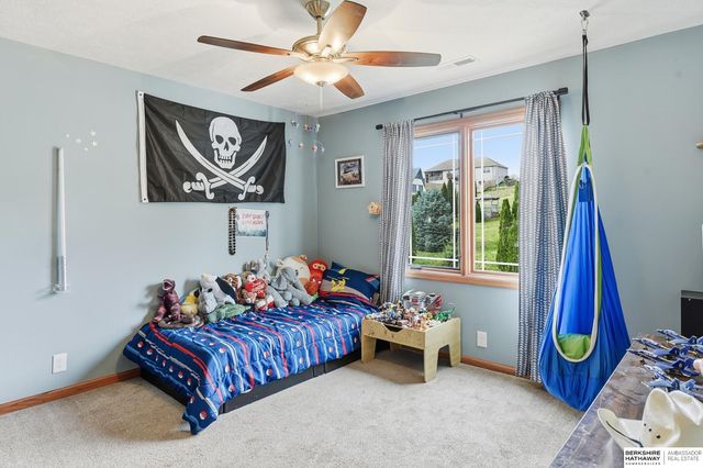 4702 Lakewood Drive, Blair, NE 68008