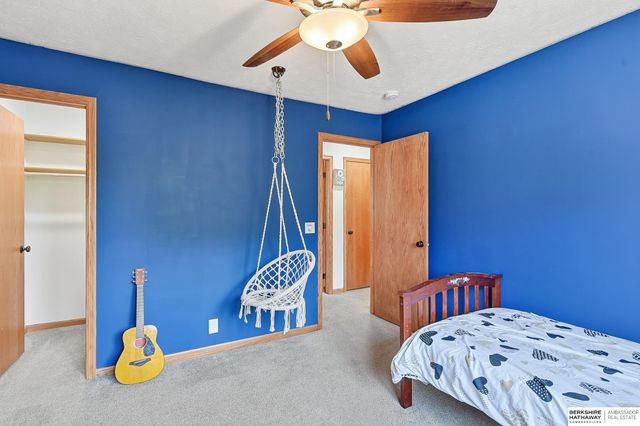 4702 Lakewood Drive, Blair, NE 68008