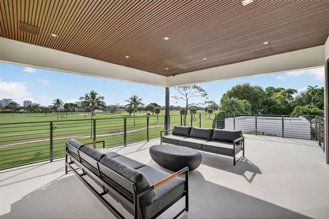 4312 NE 23 Avenue, Fort Lauderdale, FL 33308
