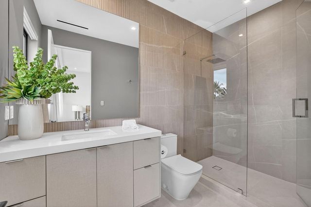4312 NE 23 Avenue, Fort Lauderdale, FL 33308