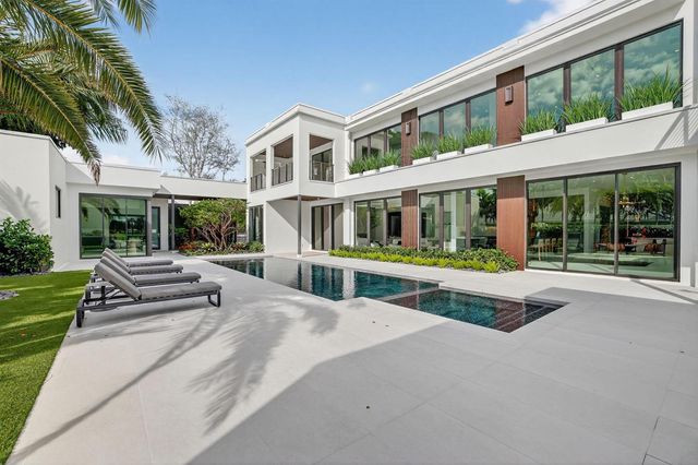 4312 NE 23 Avenue, Fort Lauderdale, FL 33308