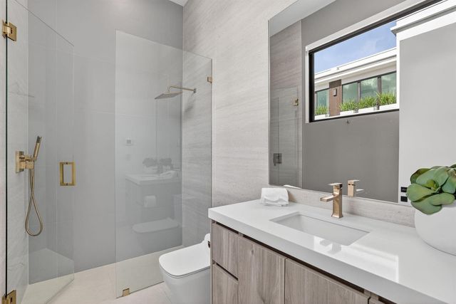 4312 NE 23 Avenue, Fort Lauderdale, FL 33308