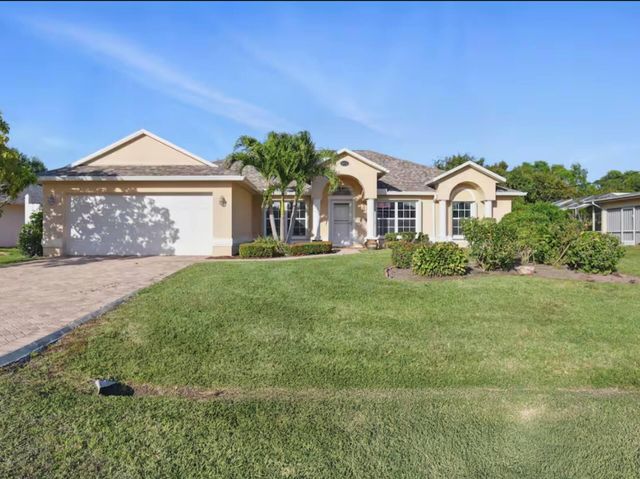 2473 SE Sidonia Street, Port St. Lucie, Port St Lucie, FL 34952